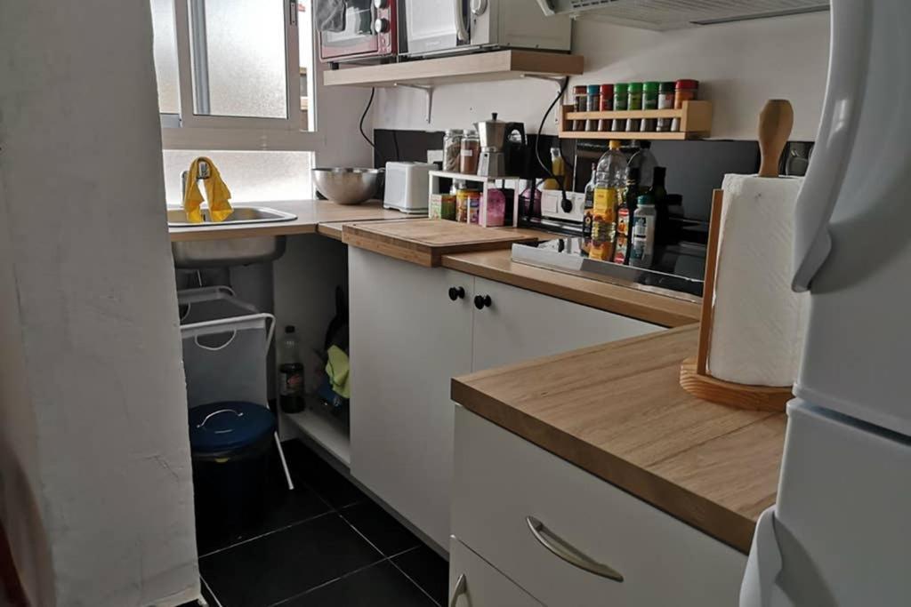 Apartamento Completo, 2Min De La Playa Málaga Extérieur photo